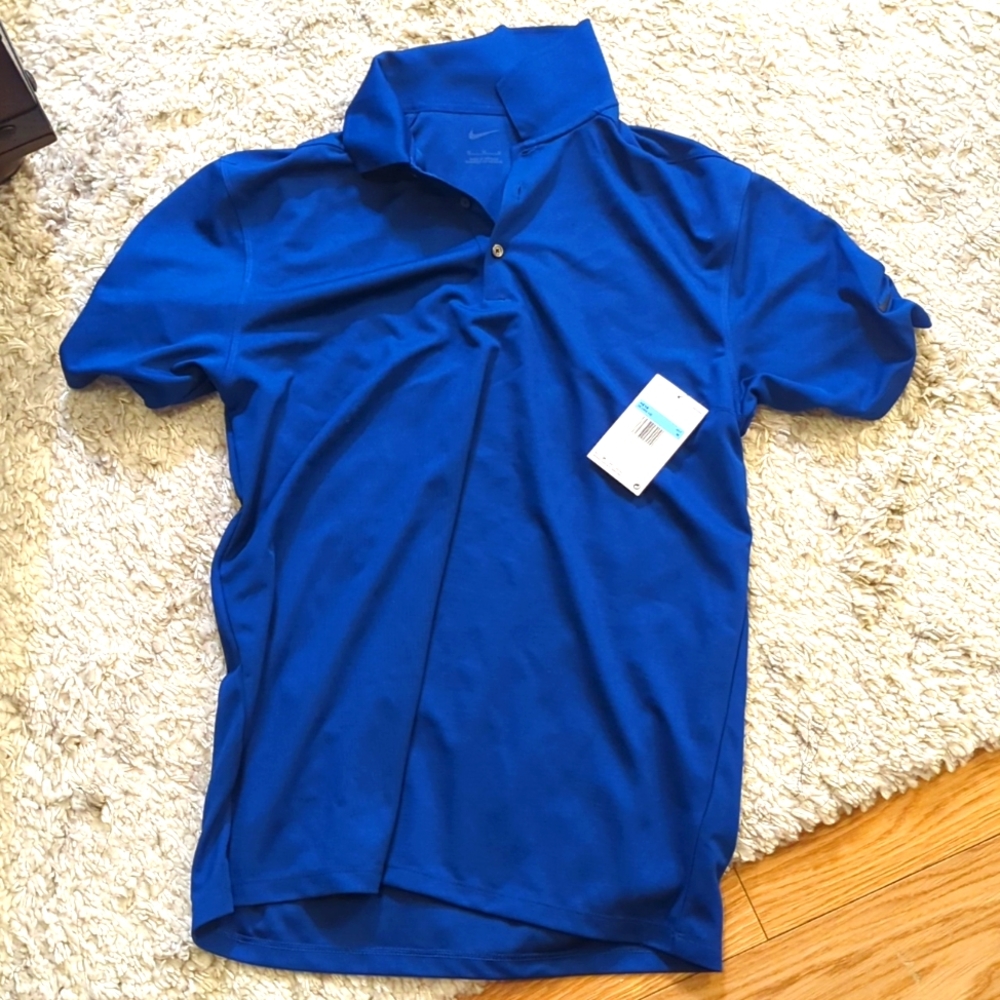 Men's Nike golf shirt size m